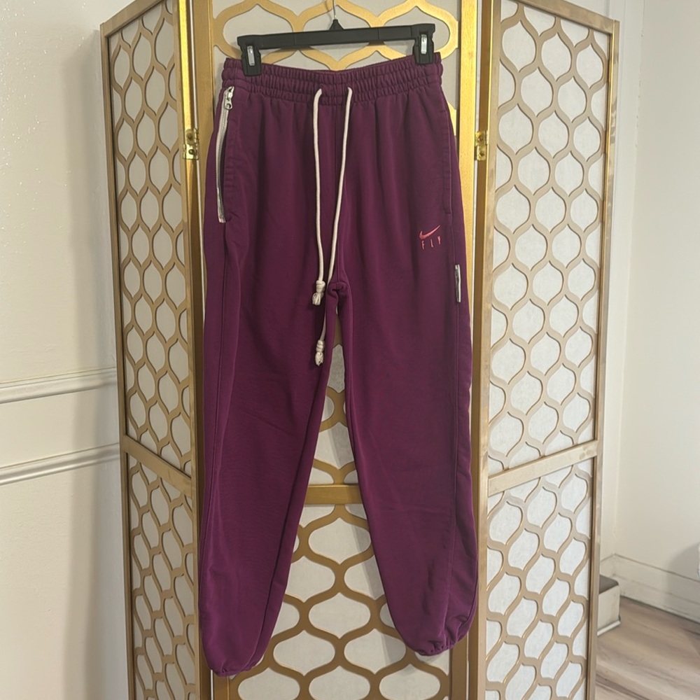 Nike Dri Fit women’s purple sweats, joggers, small good condition